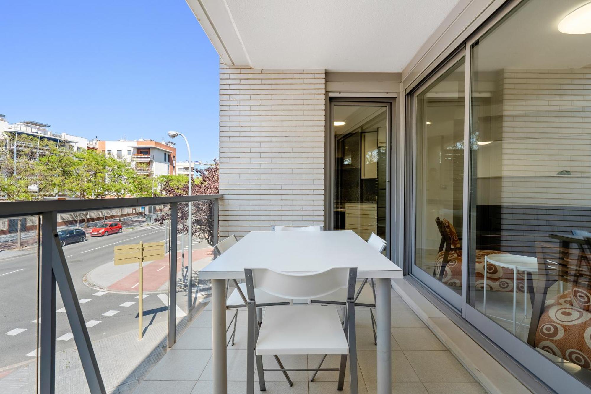 Hauzify I Apartament Mestral Cambrils Exterior photo